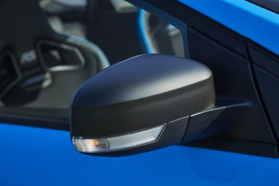 Детали экстерьера Ford Focus RS Option Pack 2017 года  (фото 10 из 15)